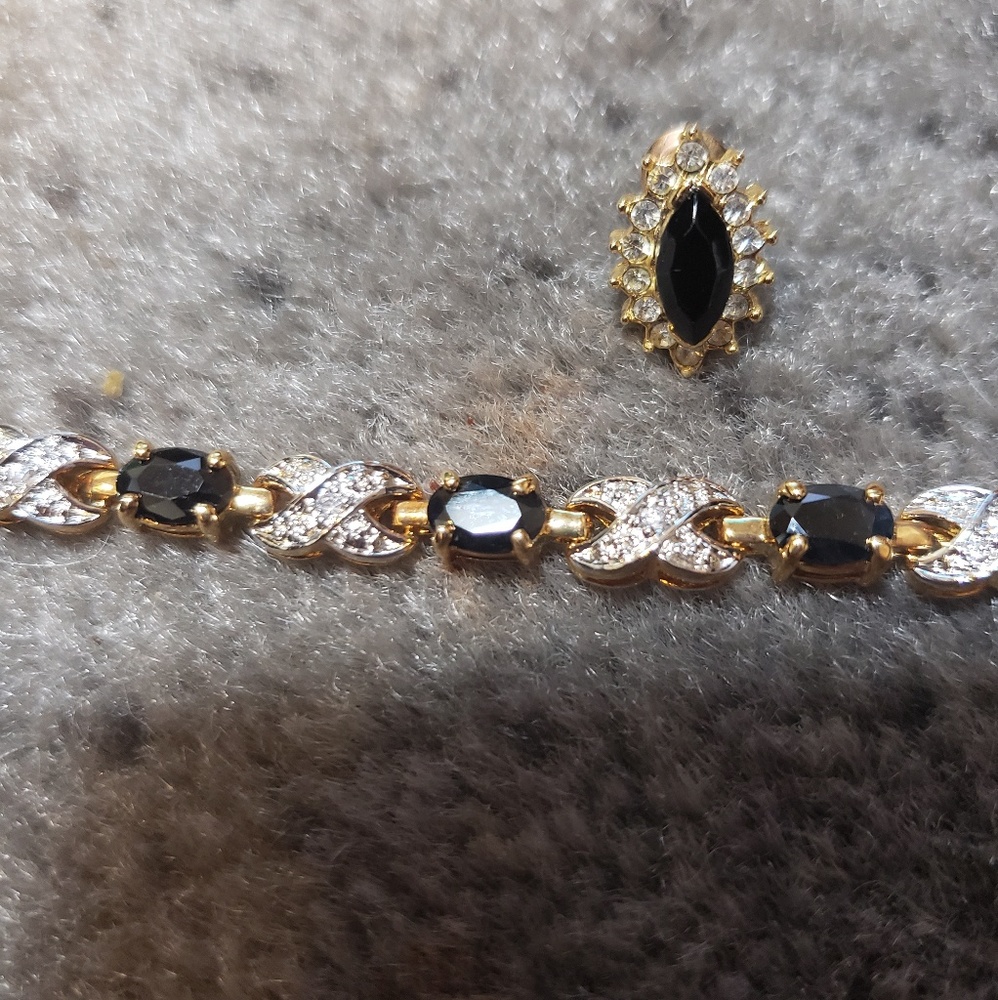 Bracket and earnings